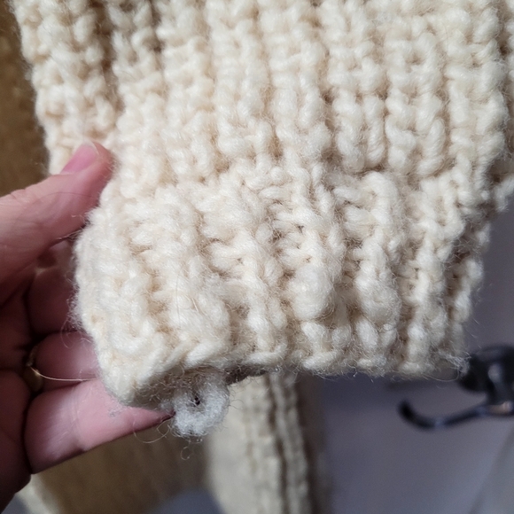 Handmade vintage wool jacket/cardigan - Picture 3 of 6